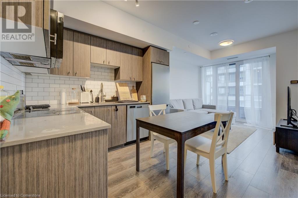 15 Wellington Street S Unit# 1001, Kitchener, Ontario  N2G 0E4 - Photo 12 - 40732434