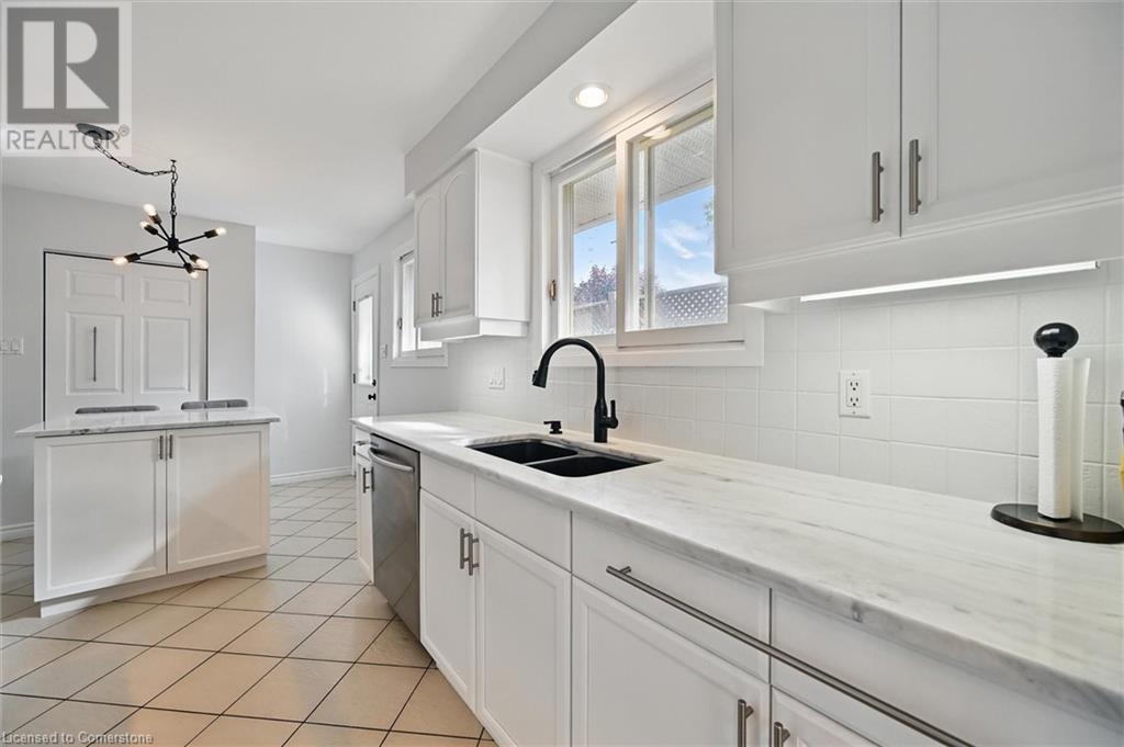 3409 Putter Place, Burlington, Ontario  L7N 2P3 - Photo 10 - 40733698
