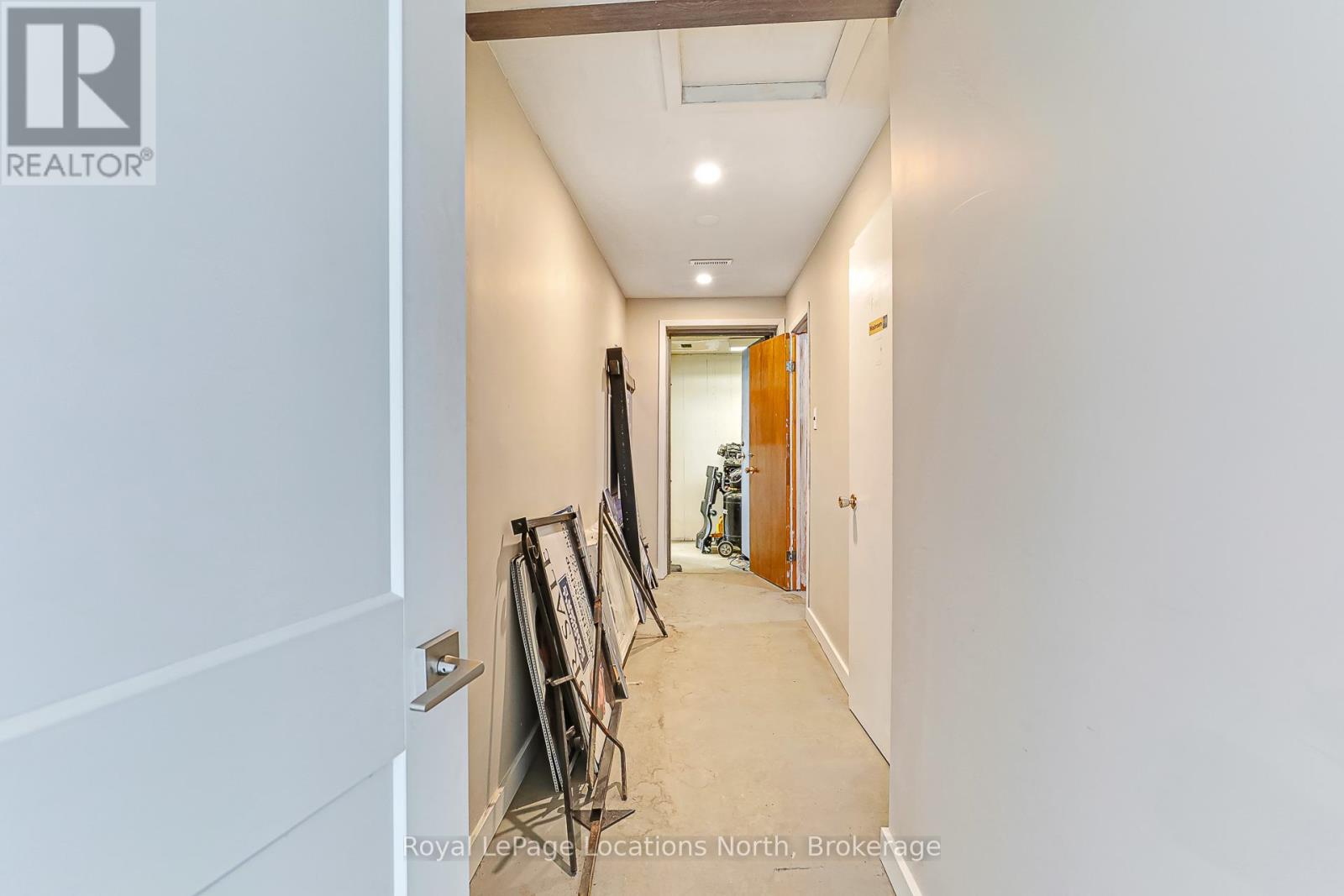 5206 County Rd 9 Road, Clearview, Ontario  L0M 1N0 - Photo 12 - S12175479