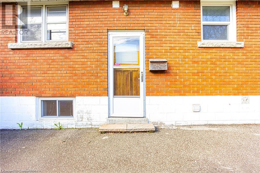 75 Manning Avenue Unit# Lower, Hamilton, Ontario  L9A 3E6 - Photo 3 - 40733505