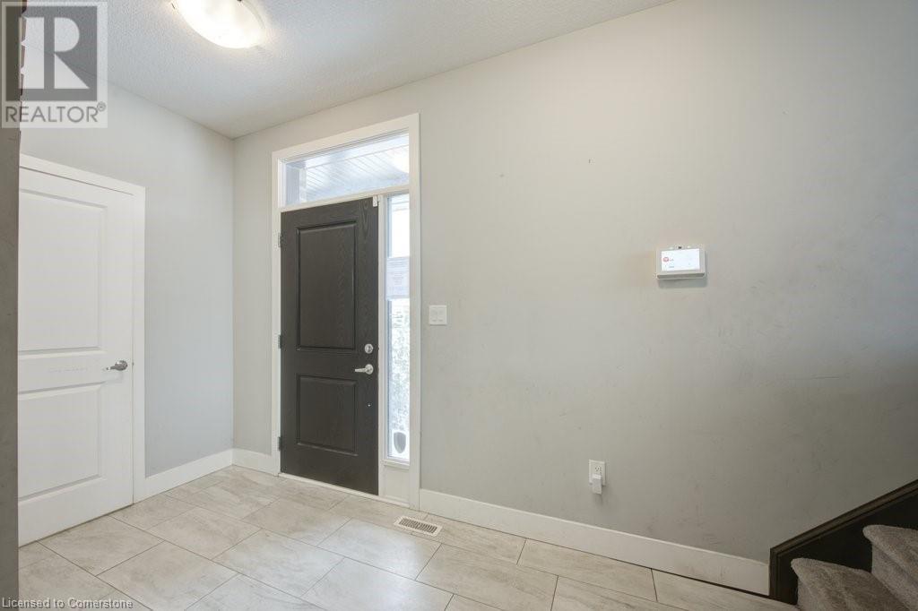 745 Chelton Road Unit# 62, London, Ontario  N6M 0J1 - Photo 3 - 40734058