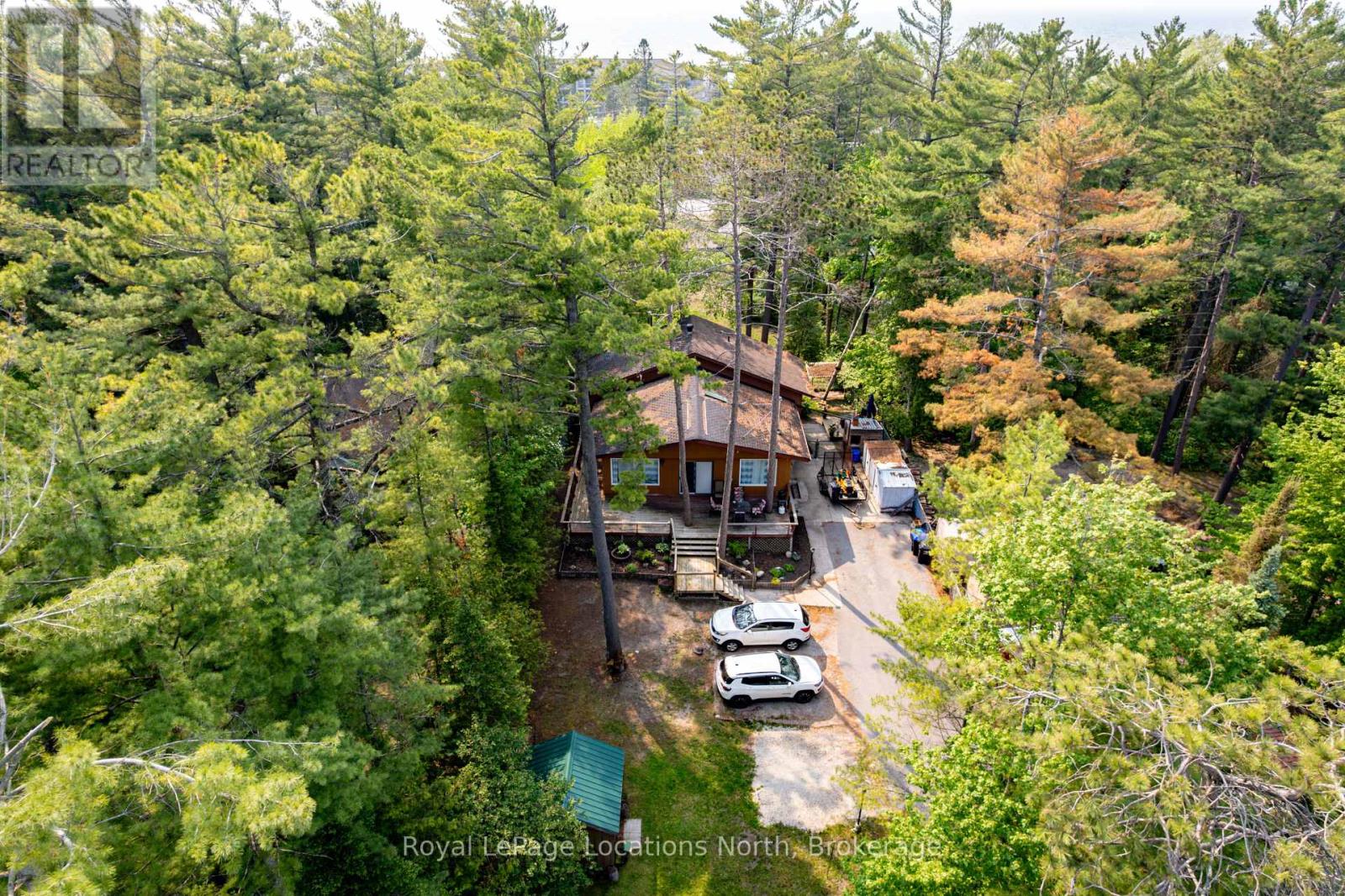 30 Earl Street, Wasaga Beach, Ontario  L9Z 2M6 - Photo 36 - S12176337