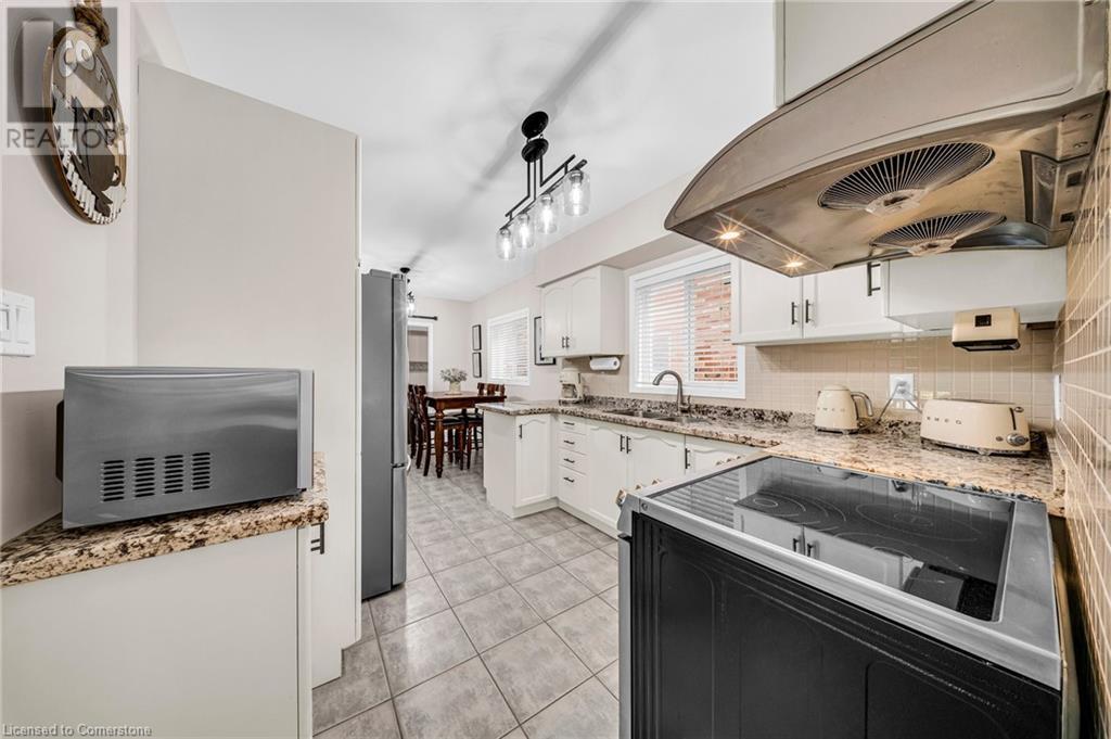 2 Pilgrim Place, Brampton, Ontario  L6X 4X9 - Photo 12 - 40734021