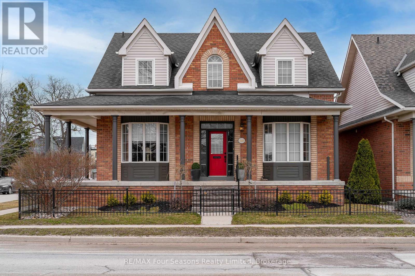 145 ONTARIO STREET, Collingwood, Ontario