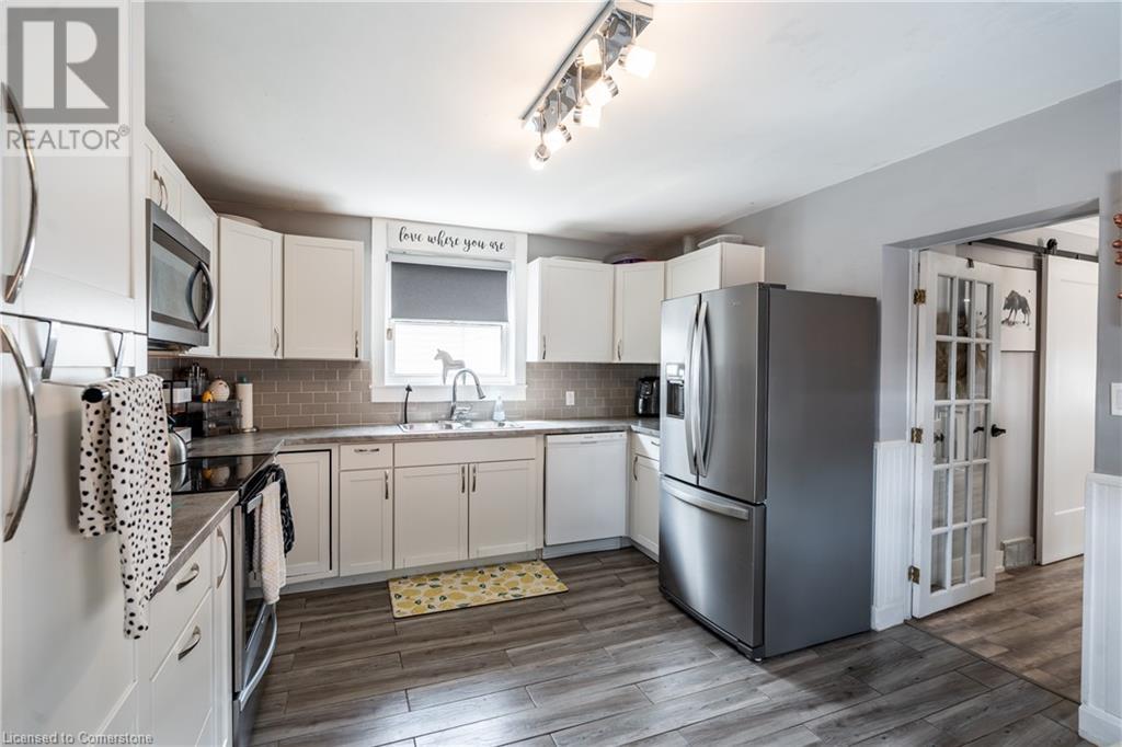 80 Haynes Avenue, St. Catharines, Ontario  L2R 3Z3 - Photo 4 - 40733013
