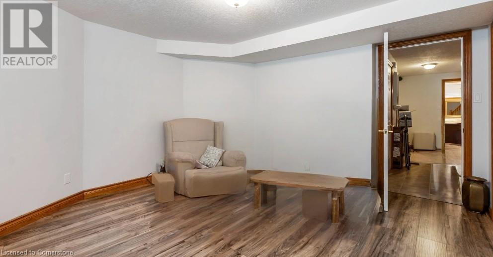 401 Forestlawn Road, Waterloo, Ontario  N2K 2J5 - Photo 12 - 40732588