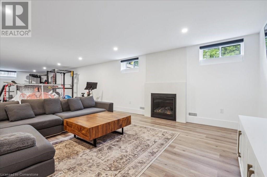 817 King Road, Burlington, Ontario  L7T 3K8 - Photo 44 - 40734260