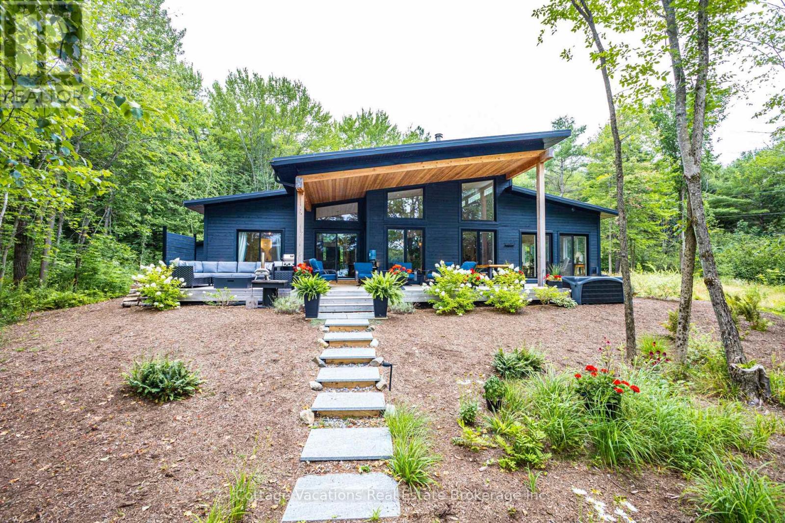 56 BLAIR POINT ROAD, Seguin, Ontario
