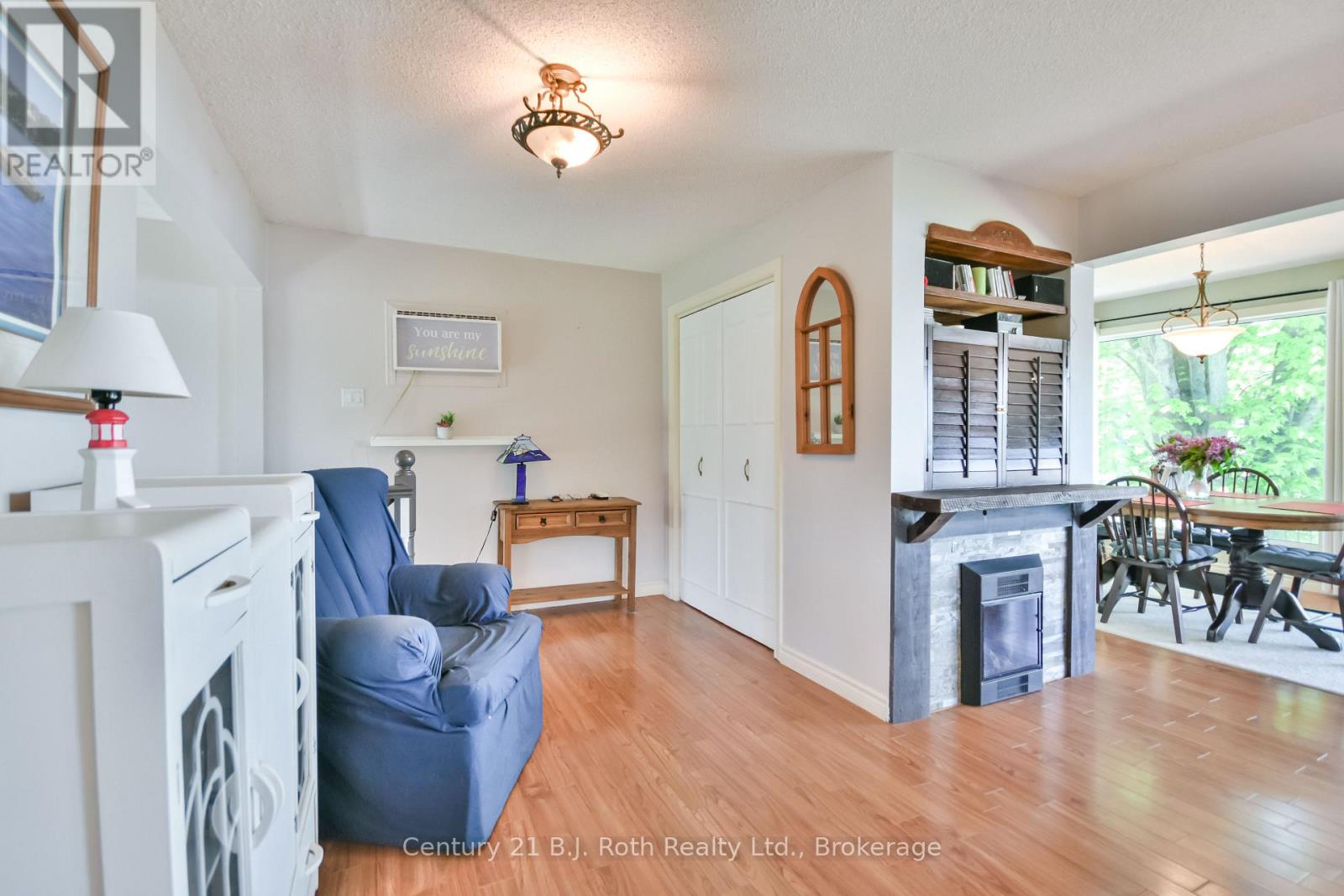 95 Maskinonge Road, Tay, Ontario  L0K 2A0 - Photo 11 - S12177209