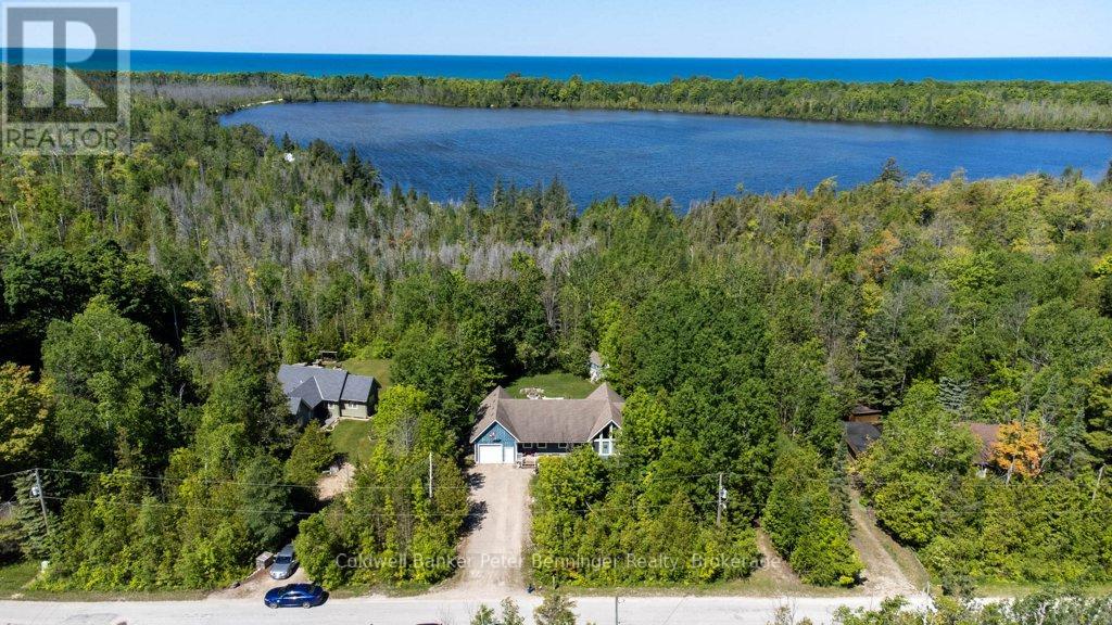 32 Pine Forest Drive, South Bruce Peninsula, Ontario  N0H 1P0 - Photo 40 - X12177331