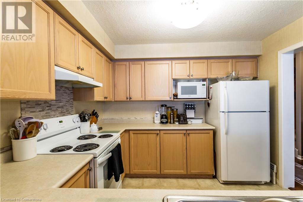 13 Ferncliffe Street, Cambridge, Ontario  N1T 2C8 - Photo 8 - 40733870