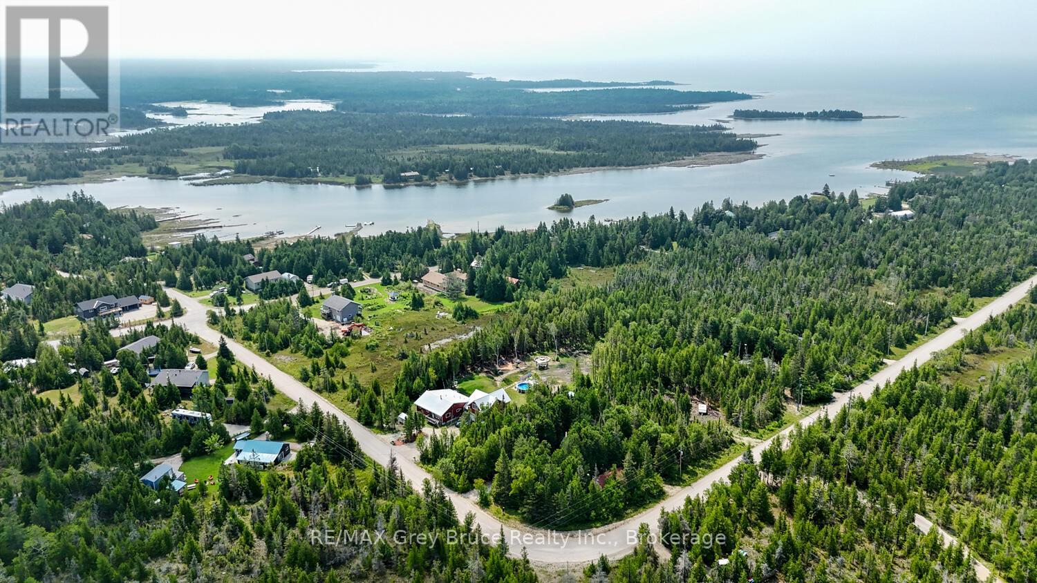 25 Pine Tree Harbour Road, Northern Bruce Peninsula, Ontario  N0H 1Z0 - Photo 4 - X12177730