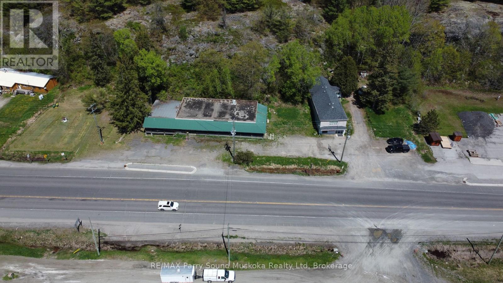 1672 Highway 69 Highway, The Archipelago, Ontario  P0G 1K0 - Photo 2 - X12177833