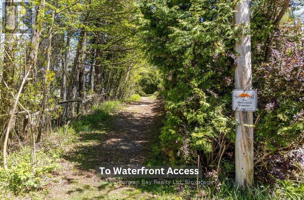 2 Manitou Crescent, Tiny, Ontario  L9M 0C6 - Photo 4 - S12177980