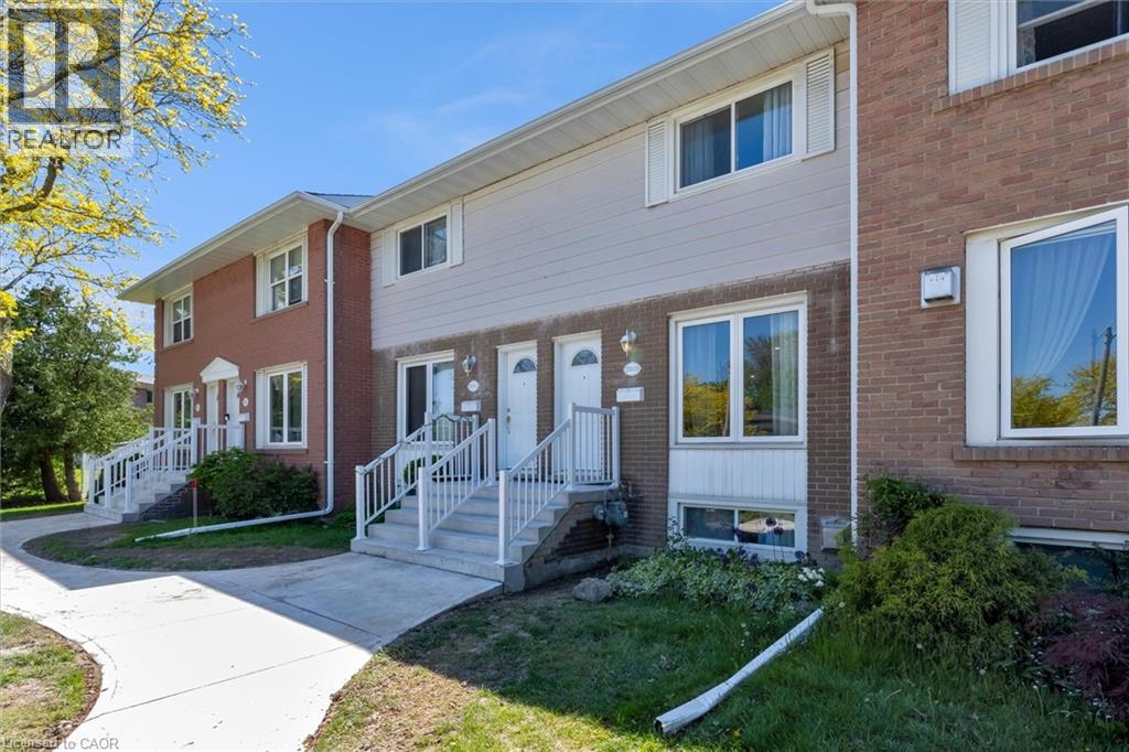 2101 MEADOWBROOK Road Unit# D, Burlington, Ontario