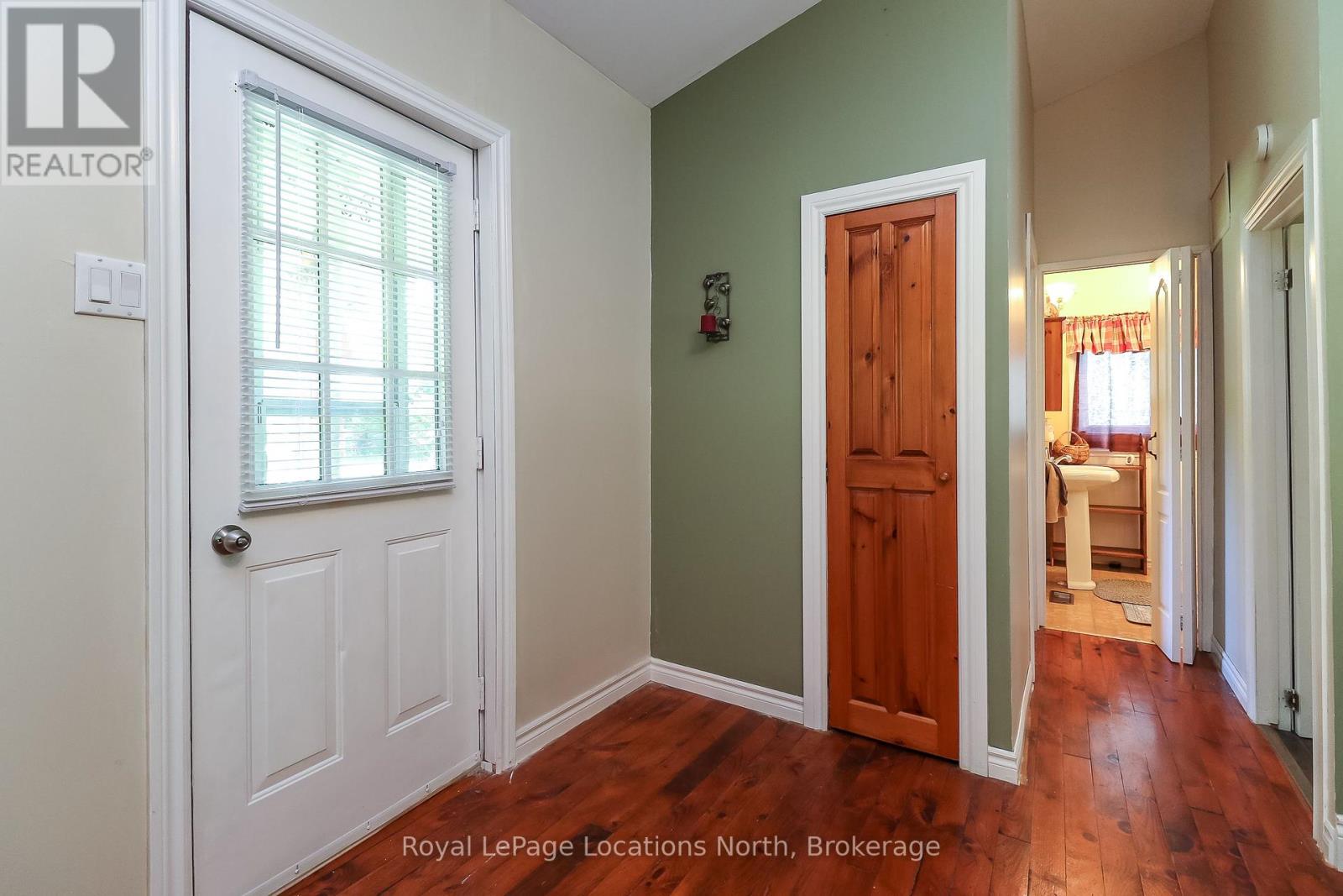 2198 Champlain Road, Tiny, Ontario  L9M 0C4 - Photo 10 - S12177997