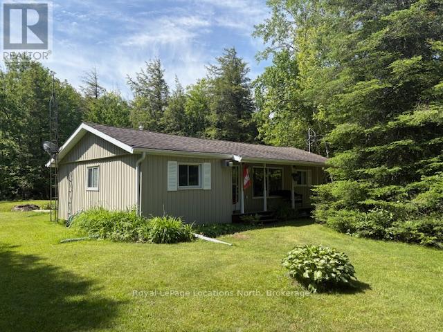 2198 Champlain Road, Tiny, Ontario  L9M 0C4 - Photo 5 - S12177997