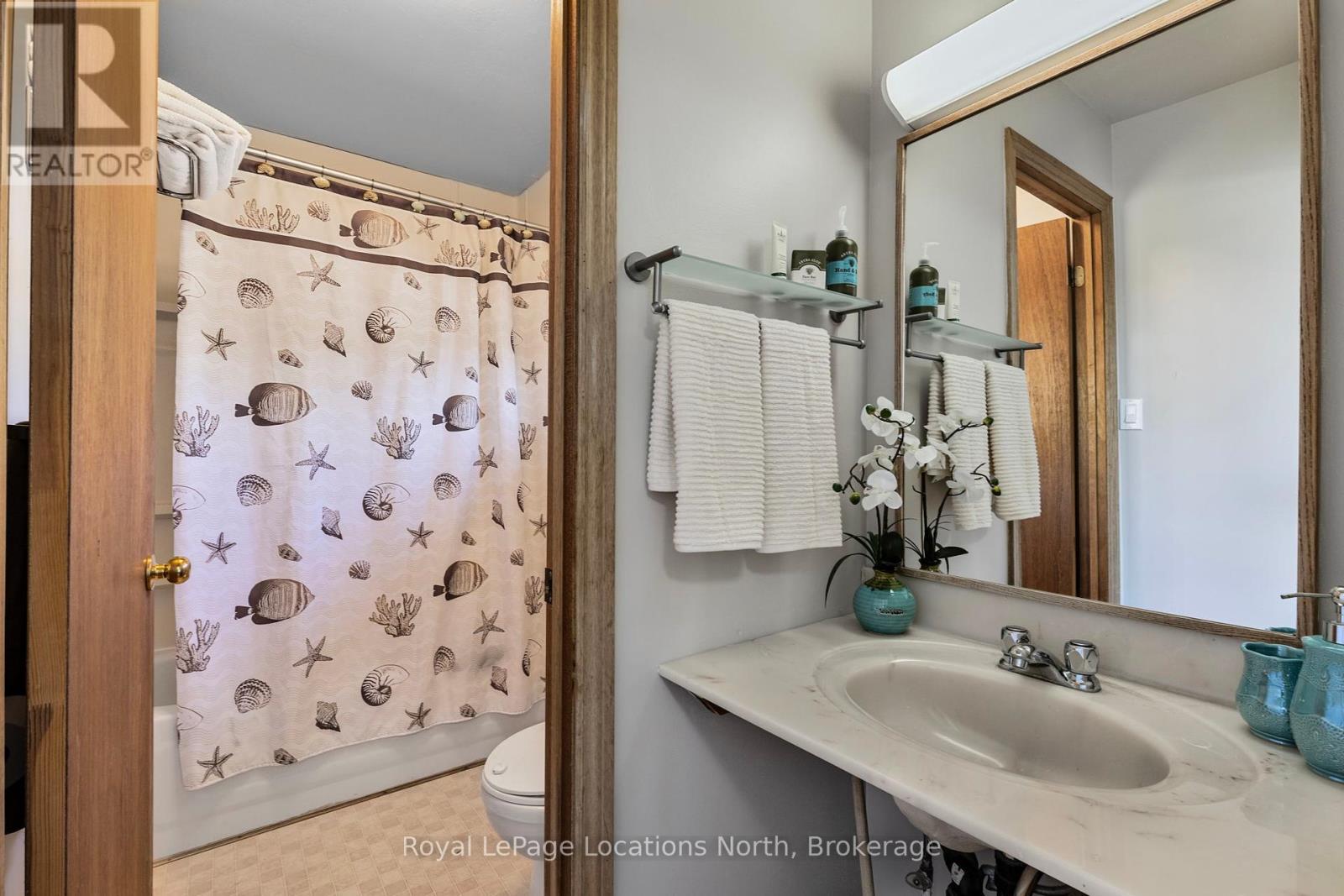 971 Mosley Street, Wasaga Beach, Ontario  L9Z 2G9 - Photo 15 - S12178042