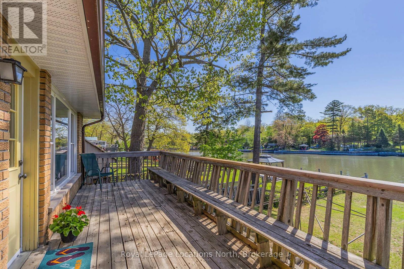 971 Mosley Street, Wasaga Beach, Ontario  L9Z 2G9 - Photo 32 - S12178042