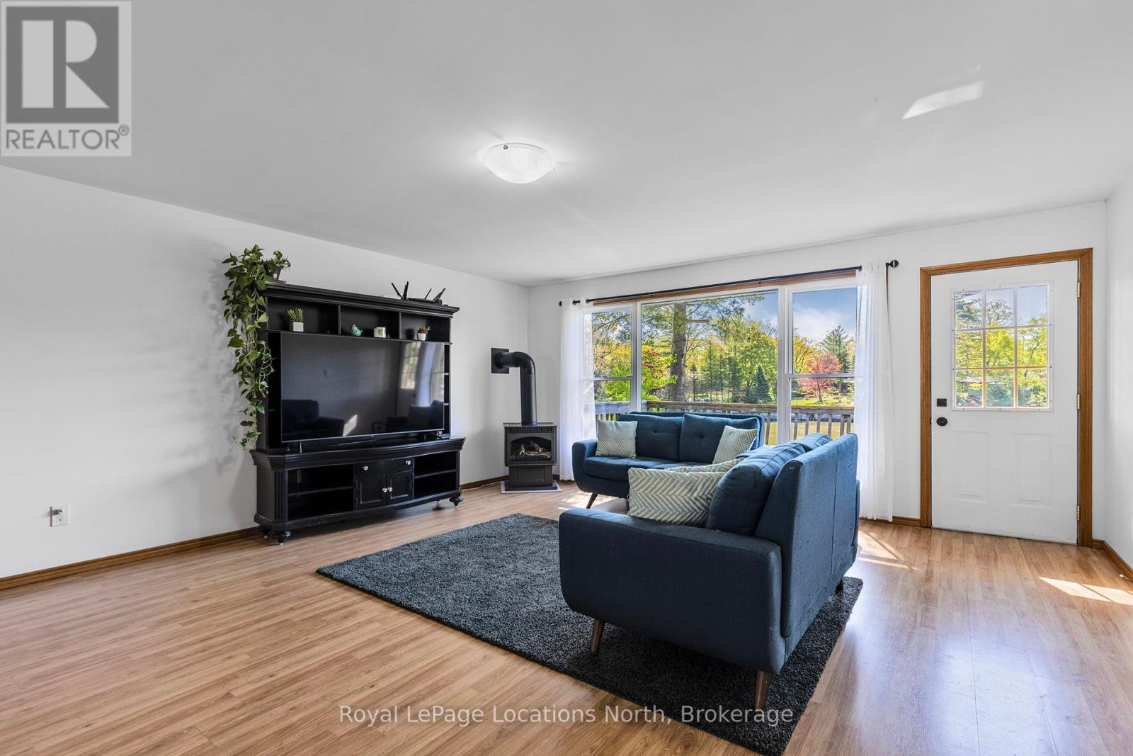 971 Mosley Street, Wasaga Beach, Ontario  L9Z 2G9 - Photo 7 - S12178042