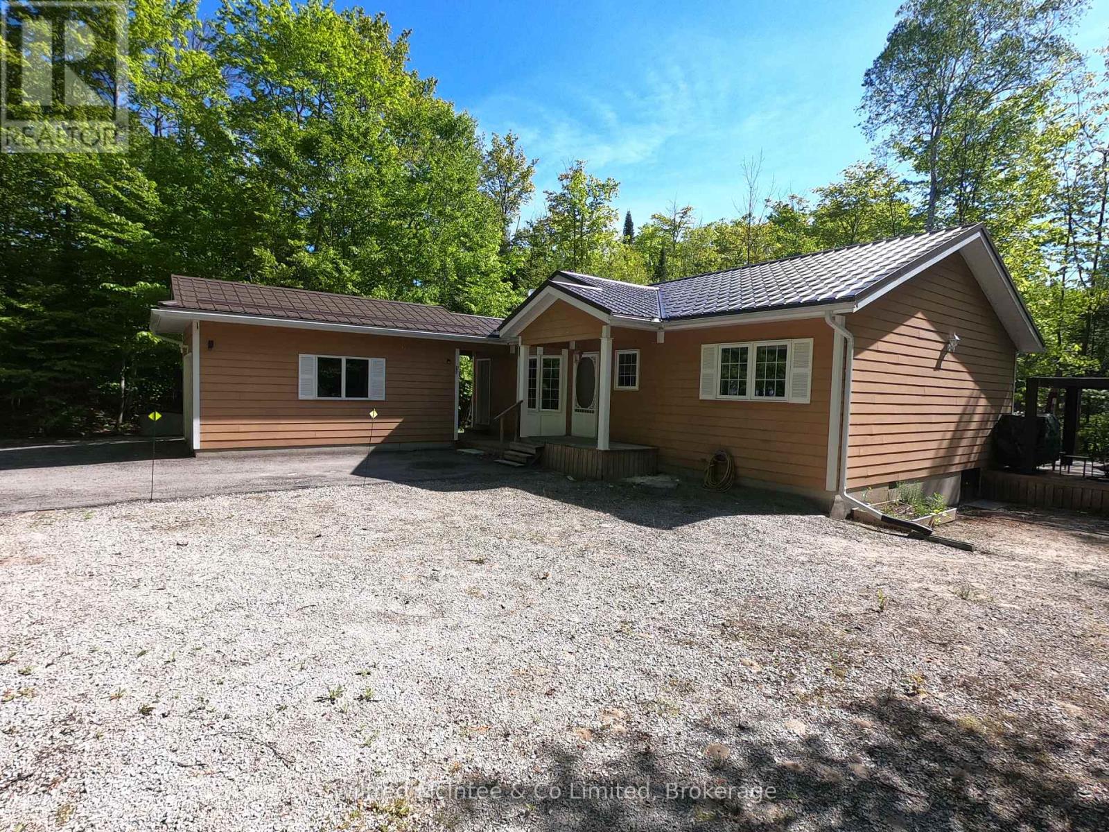 49 Beechwood Drive N, South Bruce Peninsula, Ontario  N0H 2G0 - Photo 1 - X12178044