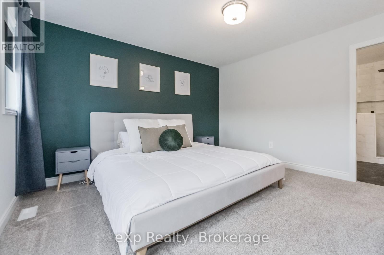 62 Haylock Avenue, Centre Wellington, Ontario  N0B 1S0 - Photo 32 - X12178147