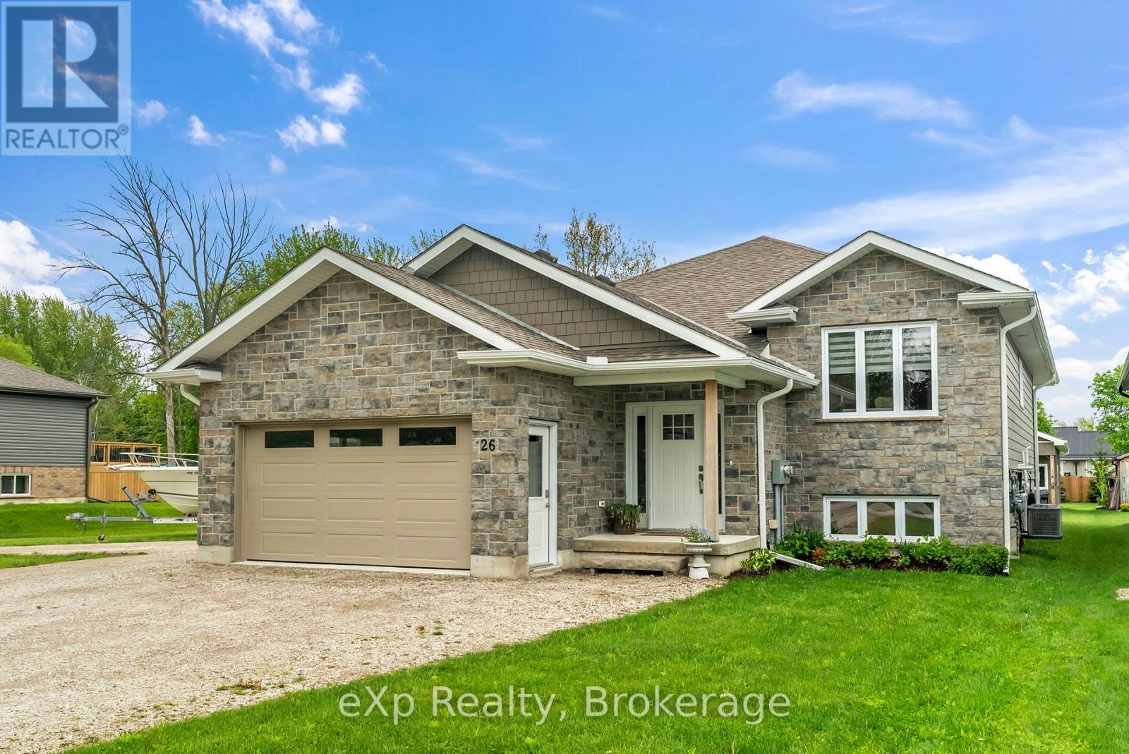 26 Church Street, Kincardine, Ontario  N0G 2T0 - Photo 2 - X12178174