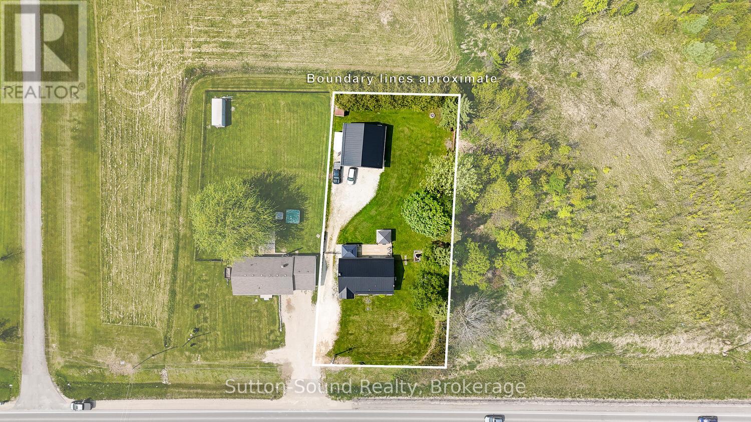 202093 21 Highway, Georgian Bluffs, Ontario  N4K 5N7 - Photo 35 - X12178263