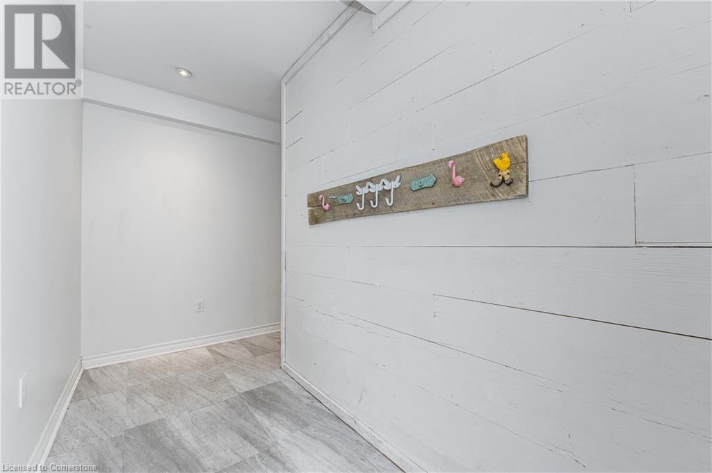57 Oak Hill Drive Unit# Lower, Cambridge, Ontario  N1S 4Y8 - Photo 7 - 40734343