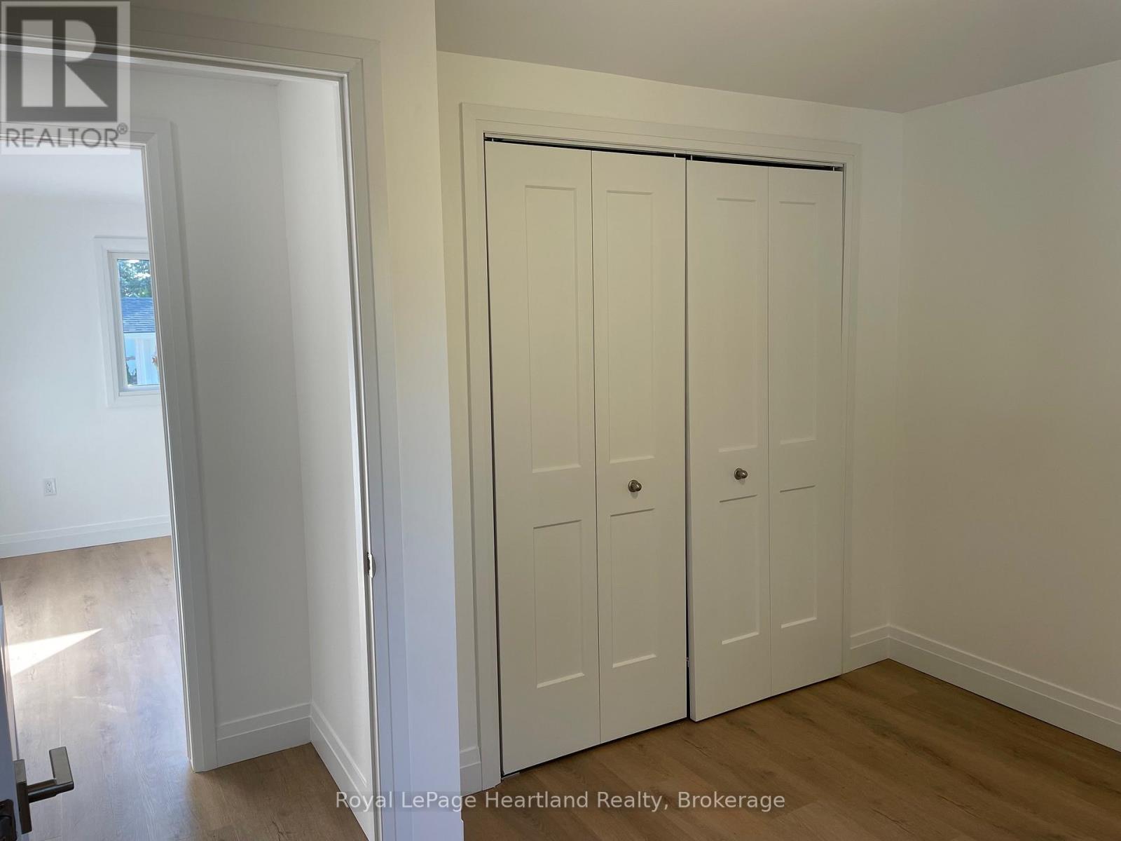26 Watergate Drive, Ashfield-Colborne-Wawanosh, Ontario  N7A 3Y3 - Photo 13 - X12178437