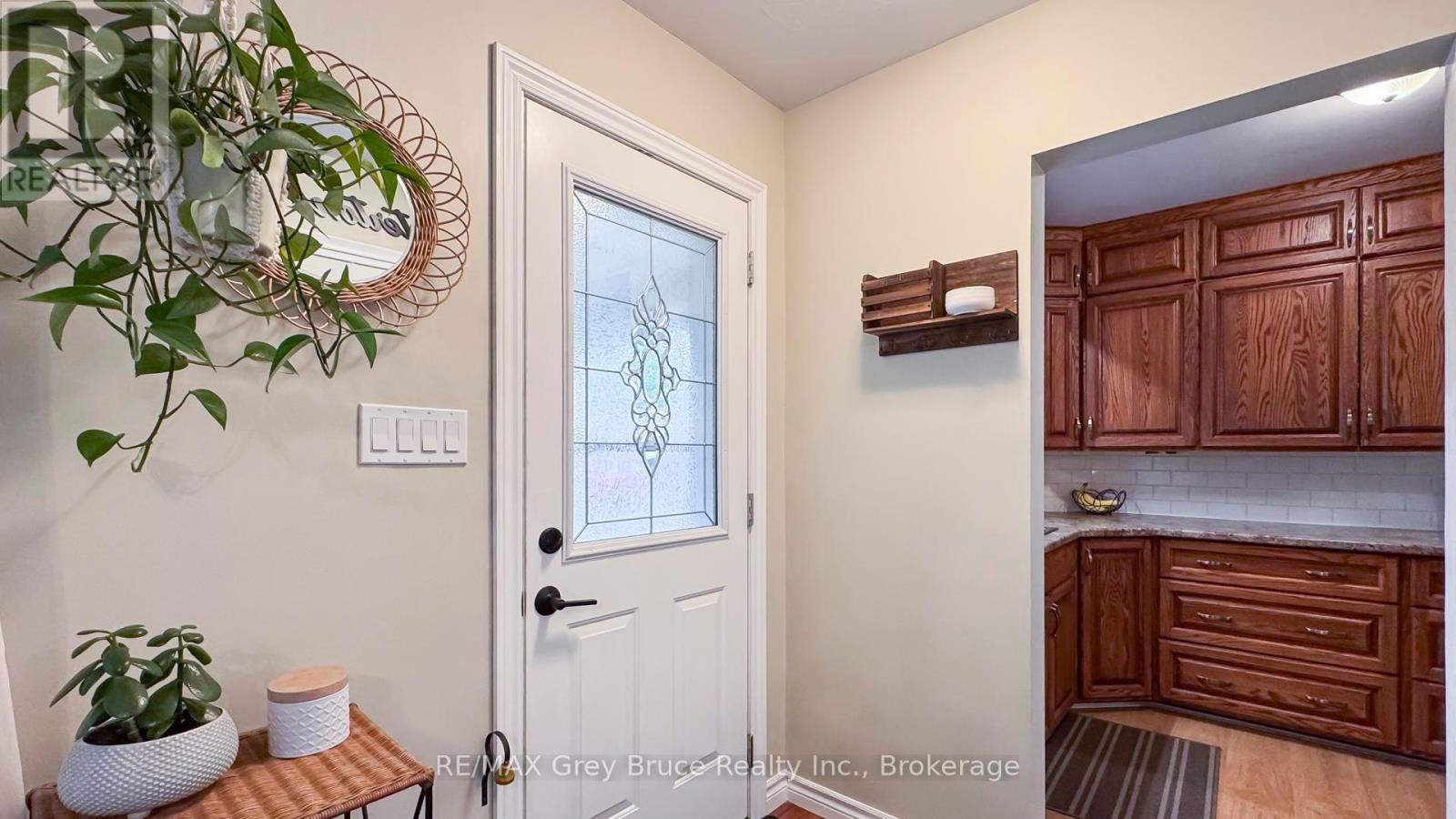 247 Albert Street S, West Grey, Ontario  N0G 1R0 - Photo 3 - X12178510