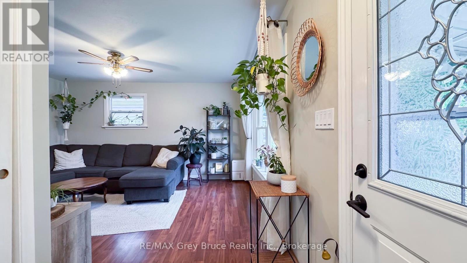 247 Albert Street S, West Grey, Ontario  N0G 1R0 - Photo 4 - X12178510