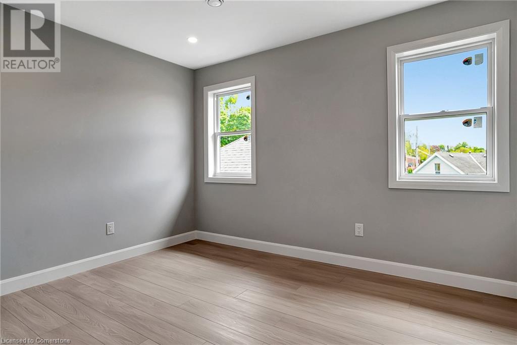 102 Spruce Street Unit# 1, Cambridge, Ontario  N1R 4K3 - Photo 28 - 40734297