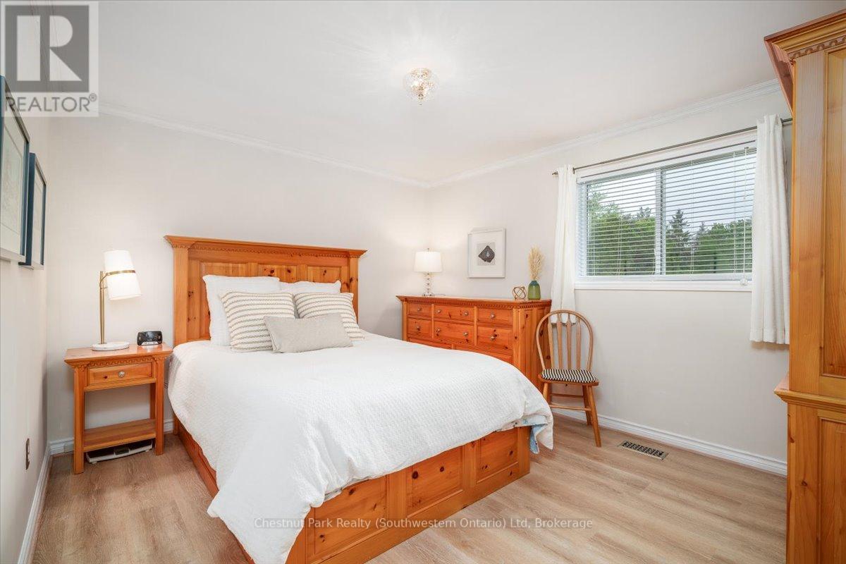 31 Sunset Street, East Gwillimbury, Ontario  L9N 1H1 - Photo 22 - N12178655