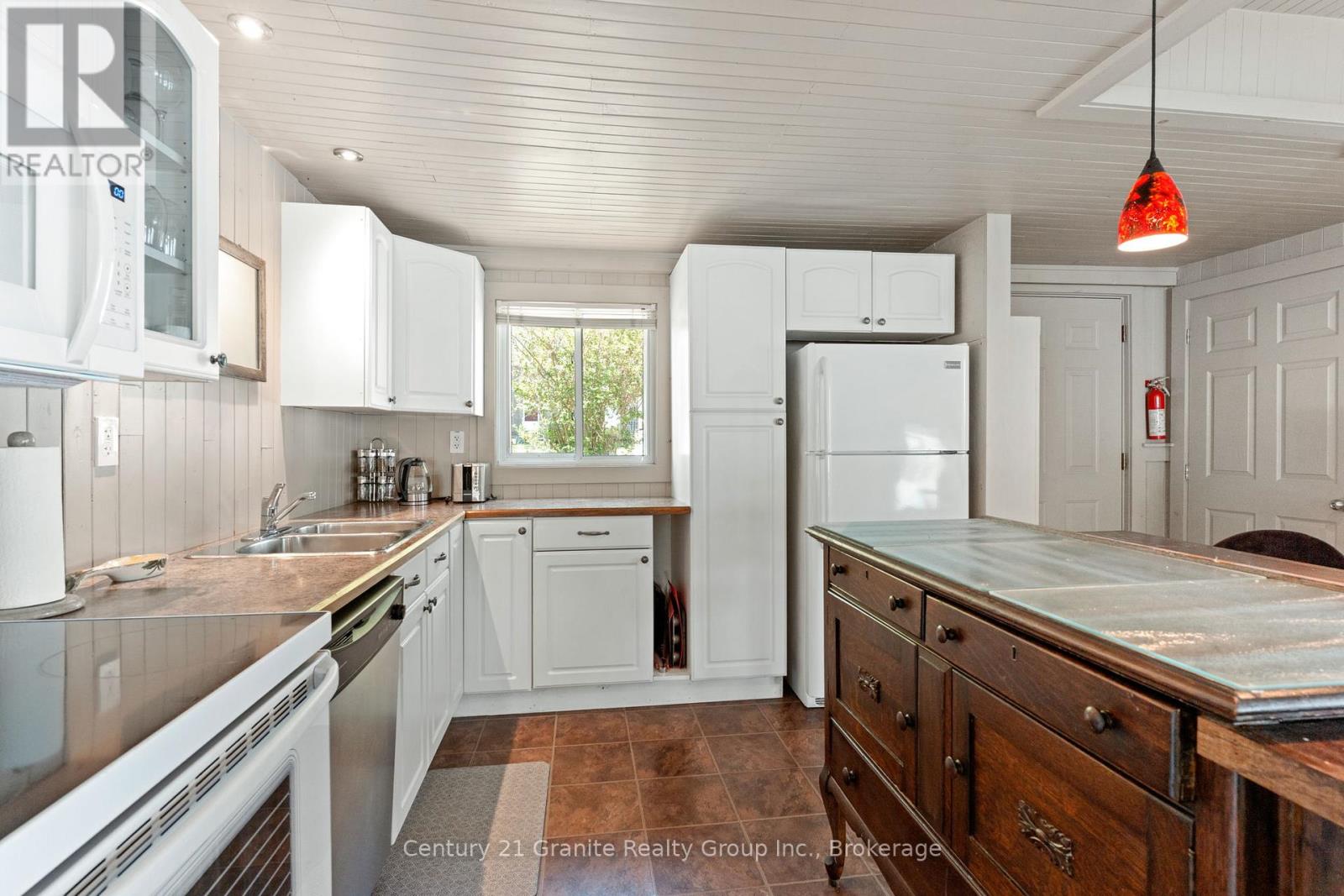 359 Avery Point Road, Kawartha Lakes, Ontario  L0K 1W0 - Photo 11 - X12178807