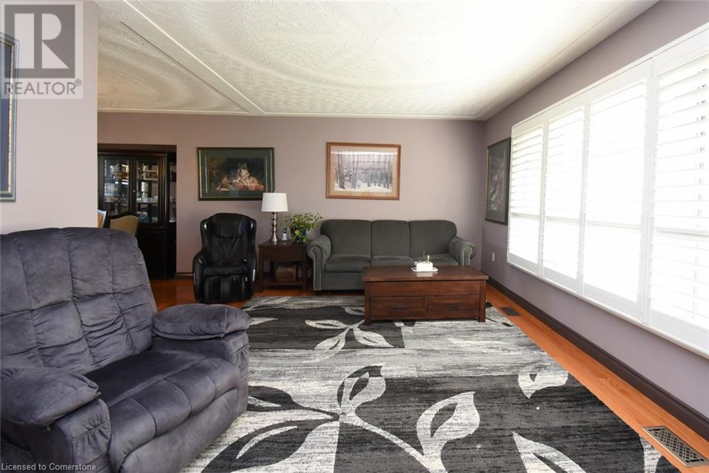 54 Chester Road, Hamilton, Ontario  L8E 1Y2 - Photo 4 - 40734316