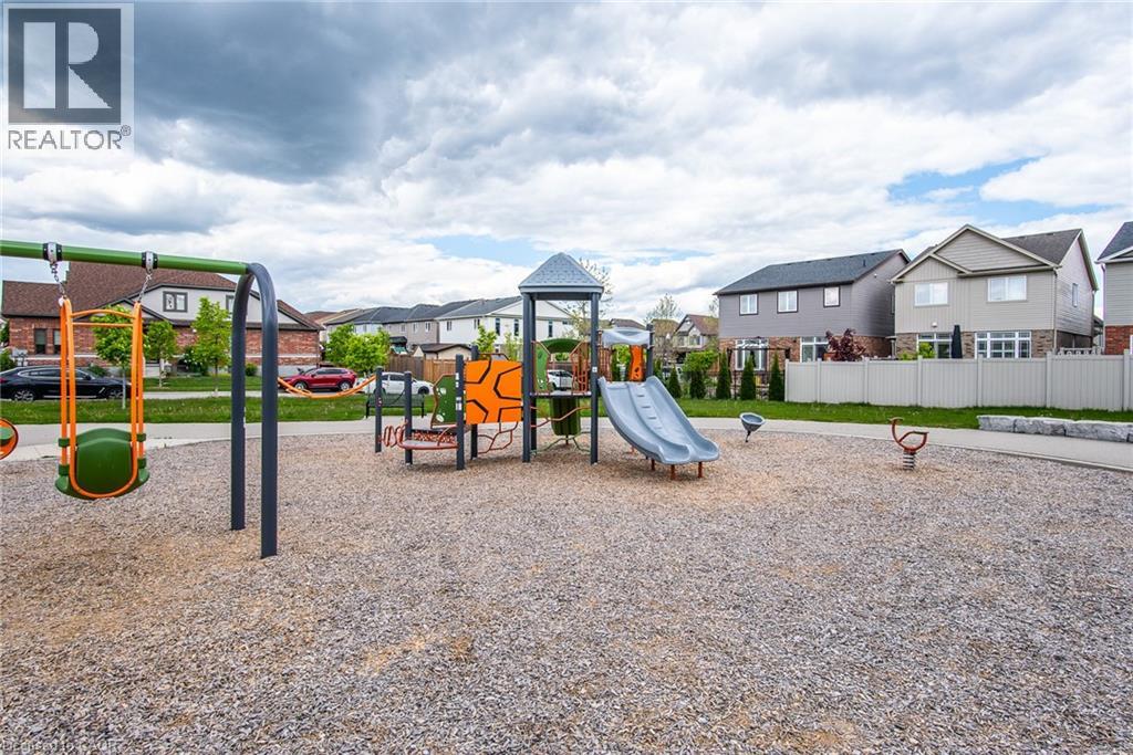 70 Willowrun Drive Unit# J-3, Kitchener, Ontario  N2A 0J3 - Photo 35 - 40733395