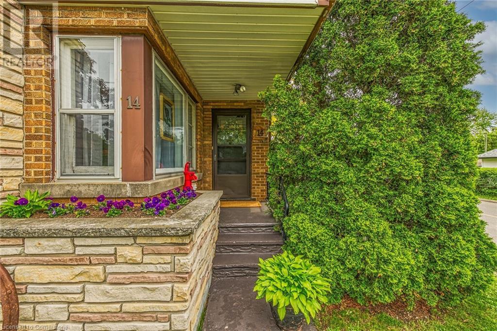 14 Sherring Street N, Hagersville, Ontario  N0A 1H0 - Photo 3 - 40734264