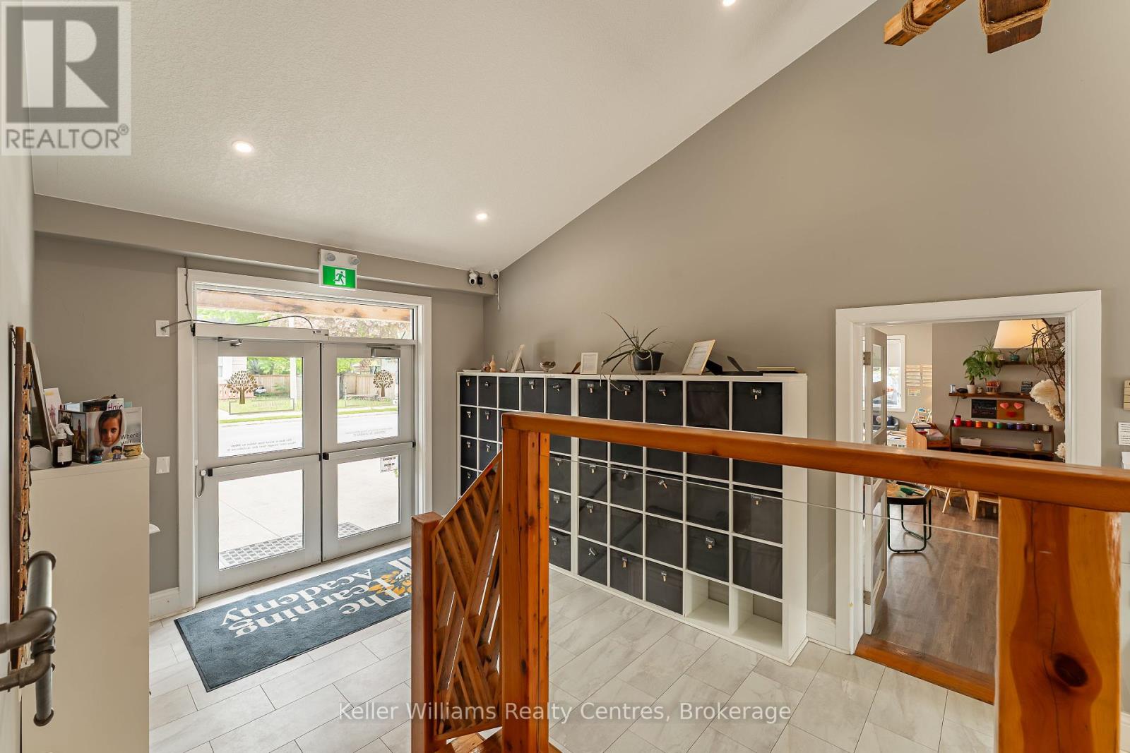 569 Catherine Street, Saugeen Shores, Ontario  N0H 2C1 - Photo 12 - X12179254