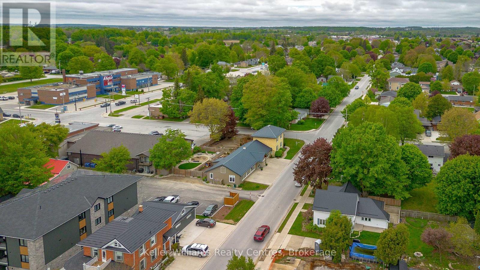 569 Catherine Street, Saugeen Shores, Ontario  N0H 2C1 - Photo 46 - X12179254