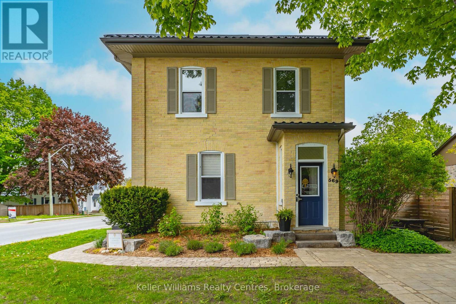 569 Catherine Street, Saugeen Shores, Ontario  N0H 2C1 - Photo 6 - X12179254