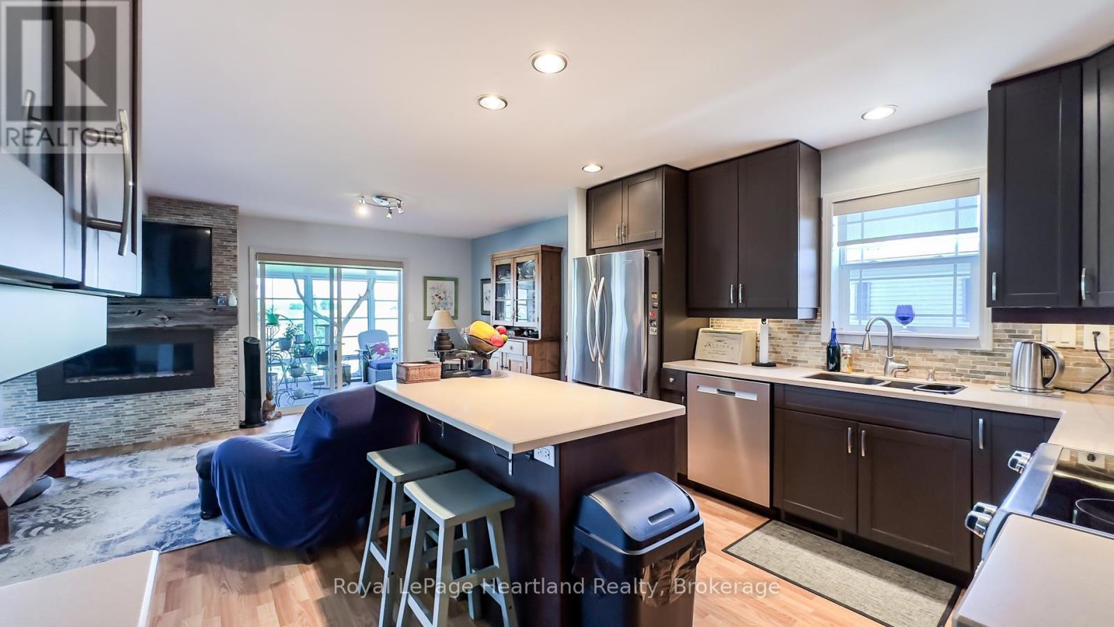 46 Algonquin Lane, Ashfield-Colborne-Wawanosh, Ontario  N7A 3Y2 - Photo 10 - X12179271