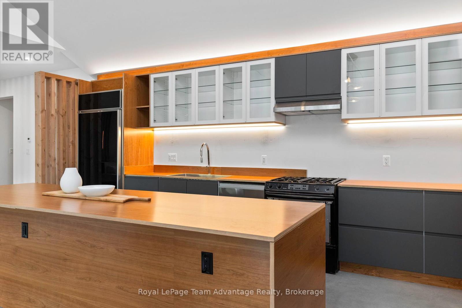 18 - 1 Crane Walker Road, The Archipelago, Ontario  P2A 0B7 - Photo 2 - X12179332