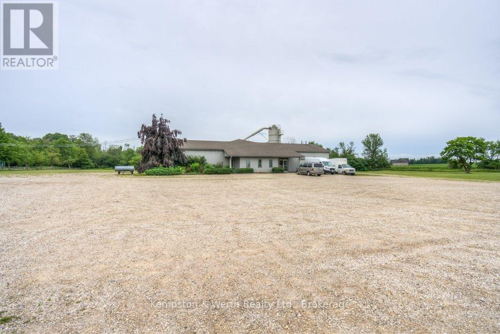 281 Main Street, North Perth, Ontario  N0G 1B0 - Photo 12 - X12179362