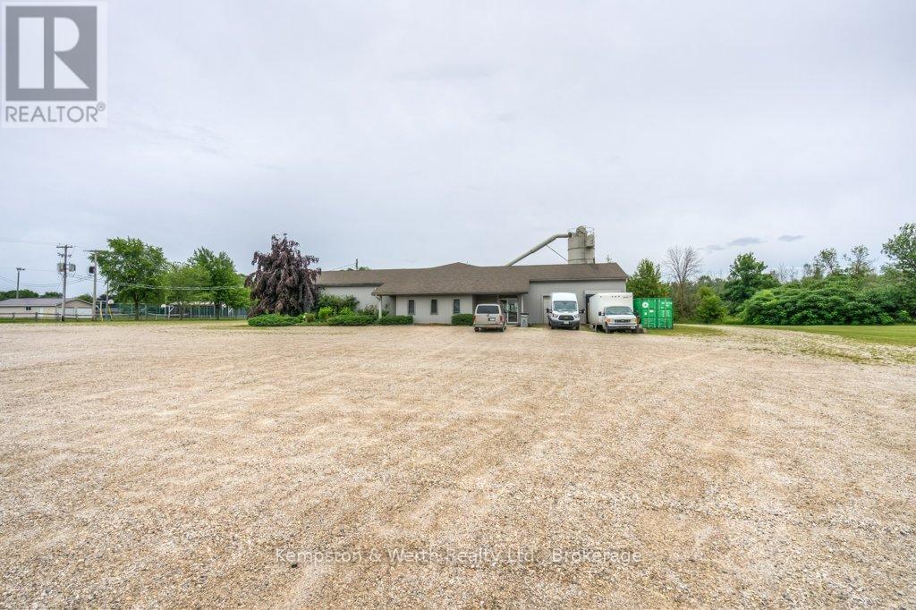 281 Main Street, North Perth, Ontario  N0G 1B0 - Photo 13 - X12179362