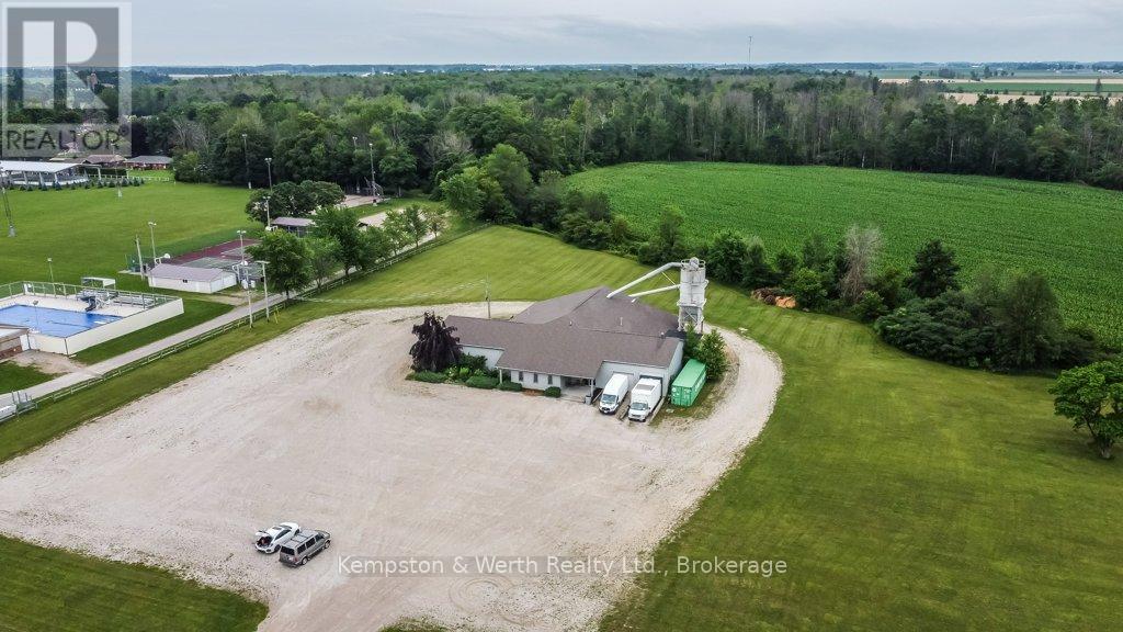 281 Main Street, North Perth, Ontario  N0G 1B0 - Photo 2 - X12179362