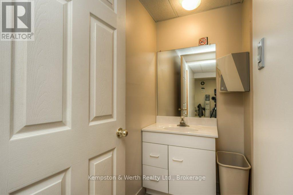 281 Main Street, North Perth, Ontario  N0G 1B0 - Photo 33 - X12179362