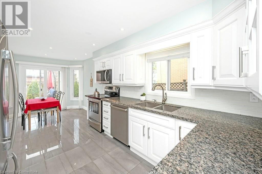 274 Honeyvale Road, Oakville, Ontario  L6L 6H8 - Photo 11 - 40734567