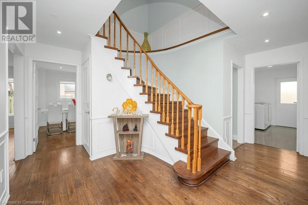 274 Honeyvale Road, Oakville, Ontario  L6L 6H8 - Photo 4 - 40734567
