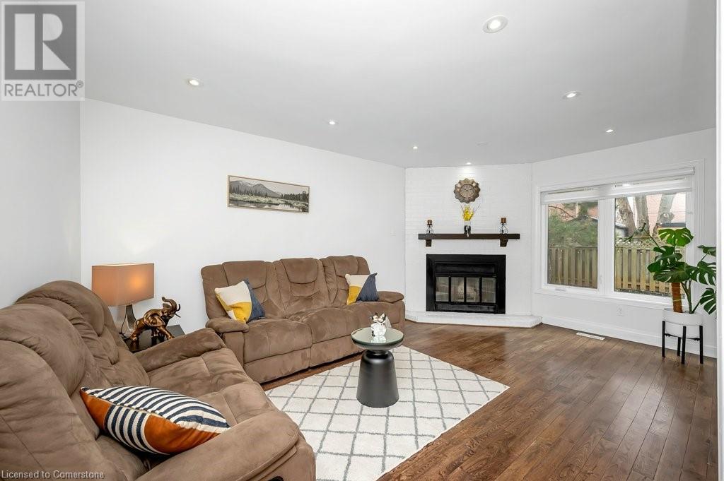 274 Honeyvale Road, Oakville, Ontario  L6L 6H8 - Photo 7 - 40734567